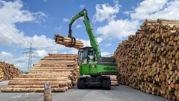 Effizienter Holzumschlag auf engstem Raum