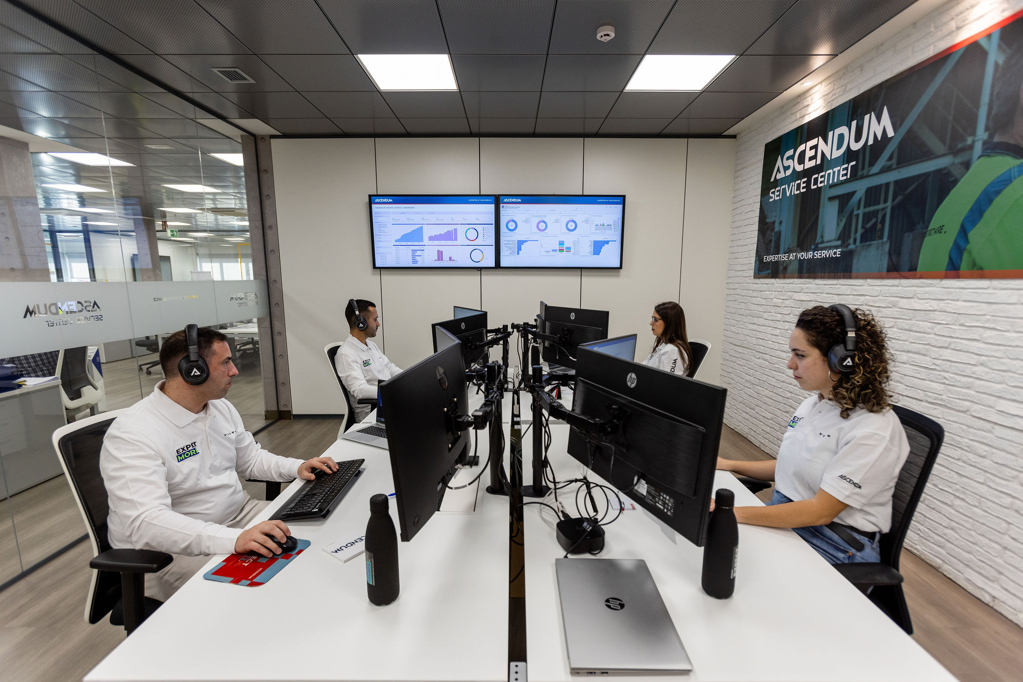 Ascendum Service Center